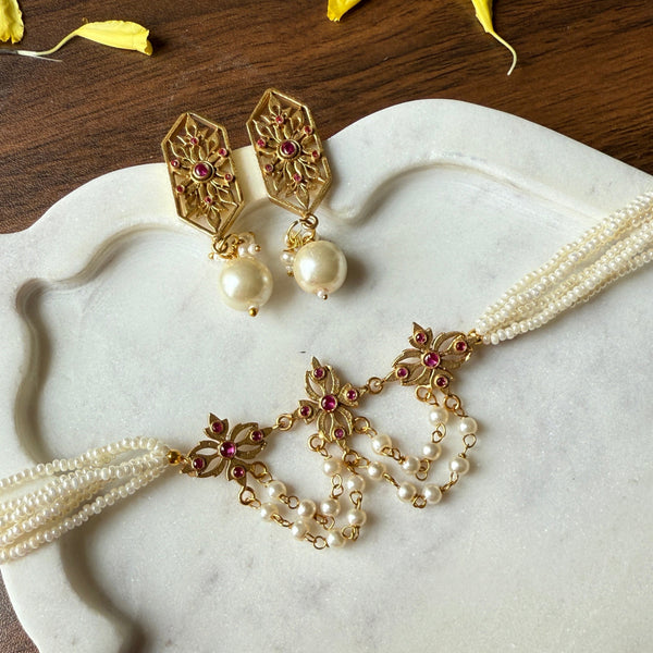 Padma Pearl Choker Set