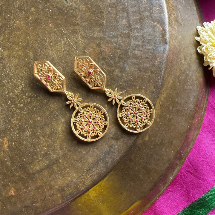 handcrafted brass jewelry

18k gold plated Indian jewelry

hypoallergenic brass jewelry

long-lasting gold plated jewelry

artisan-made Indian jewelry